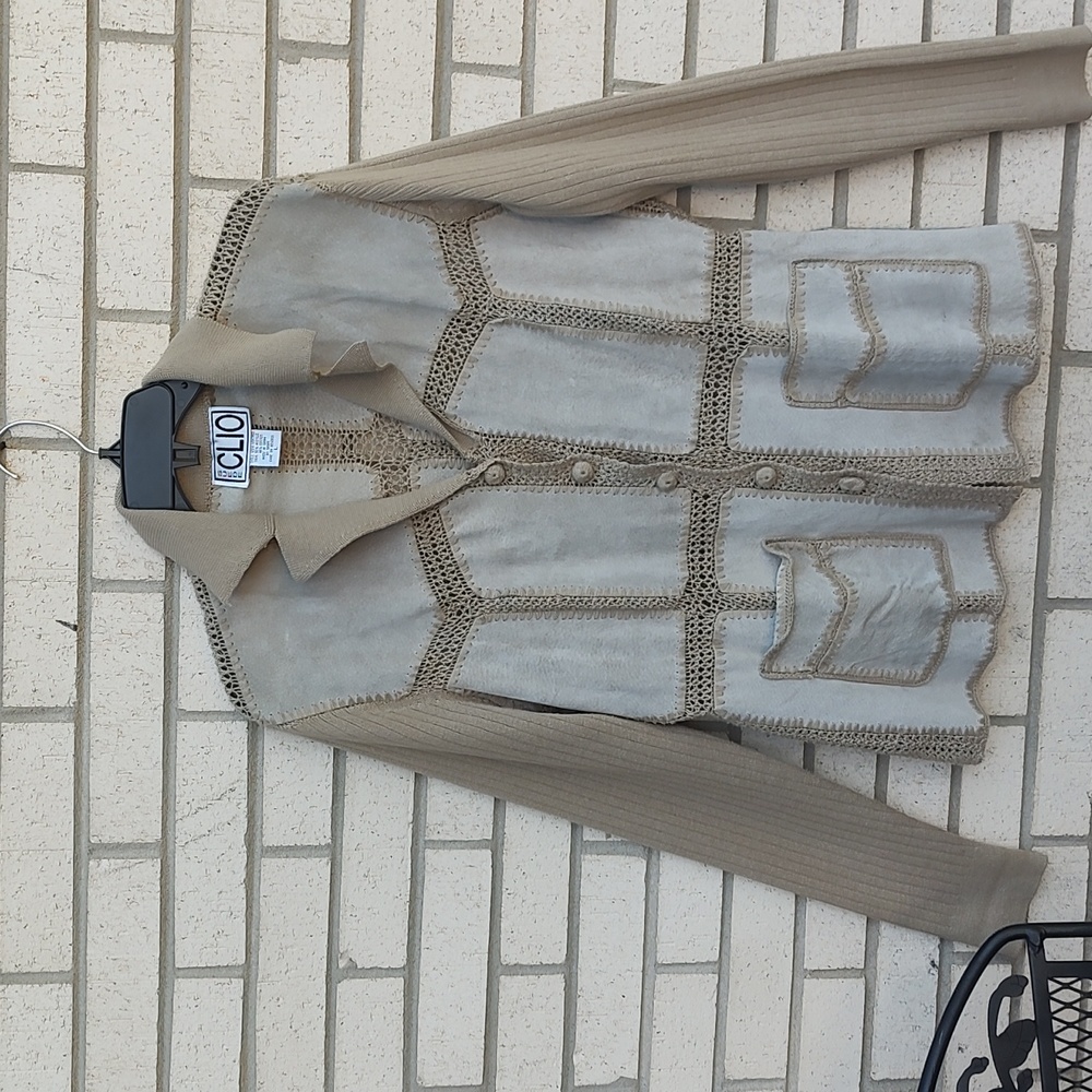 Tan Jacket - Picture 2 of 9